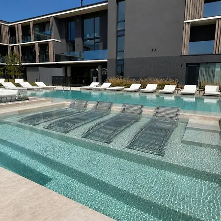 Infinitum Sea - Oasis Retreat *